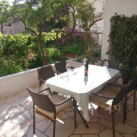 Lucija Apartment